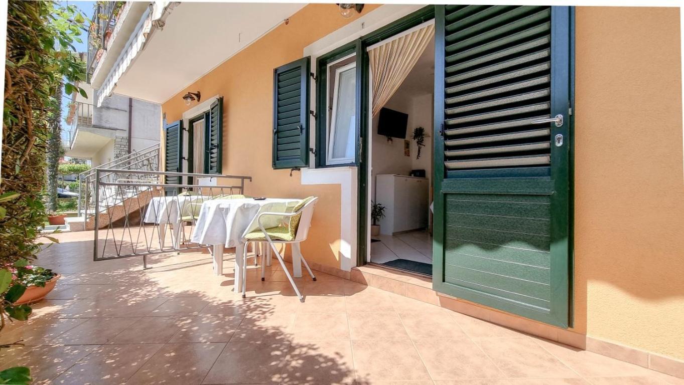 Apartamento Alma One Novigrad Istria Exterior foto